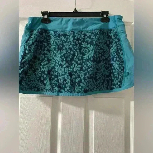 PATAGONIA Active Skort (Missing inside Lace Tie) B90 - Picture 2 of 6